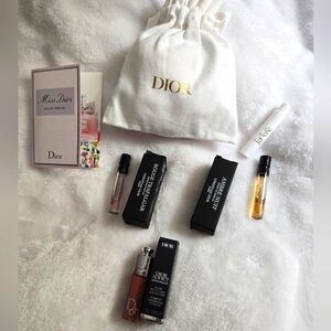 Dior Lip Maximizer, Drawstring Bag And Fragrance Samples Set